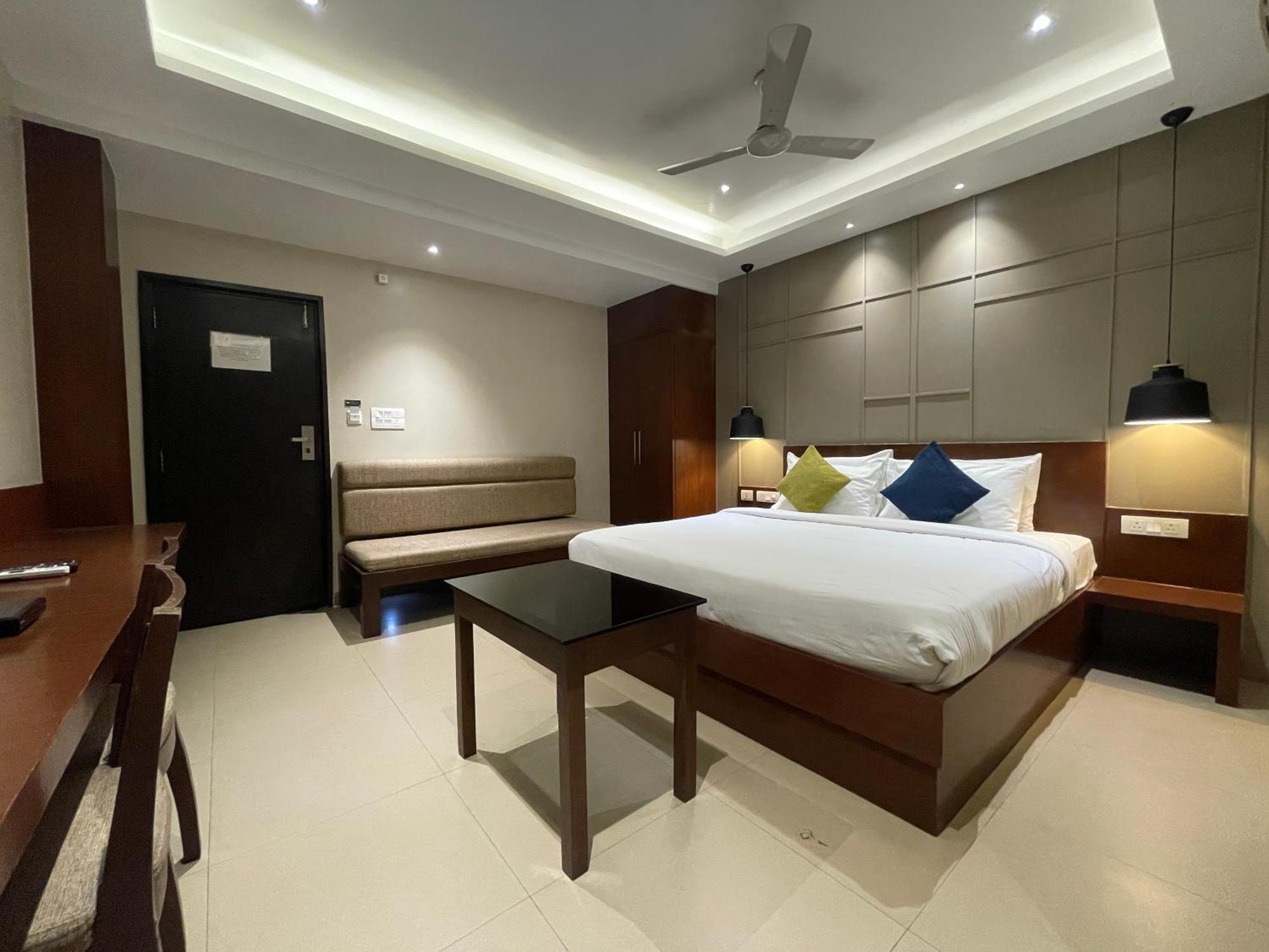 Five Elements Hotel Visákhapatnam Kültér fotó